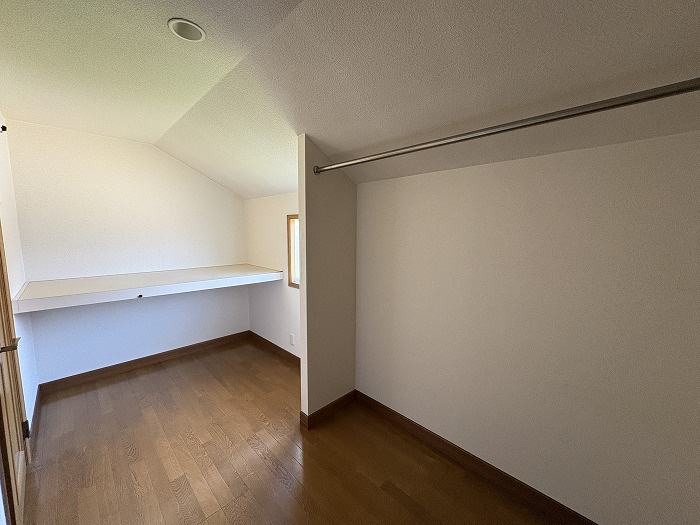 【仲介手数料無料／名古屋市名東区】名古屋市名東区上菅2丁目305-6　中古戸建の収納|ウォークインクローゼット