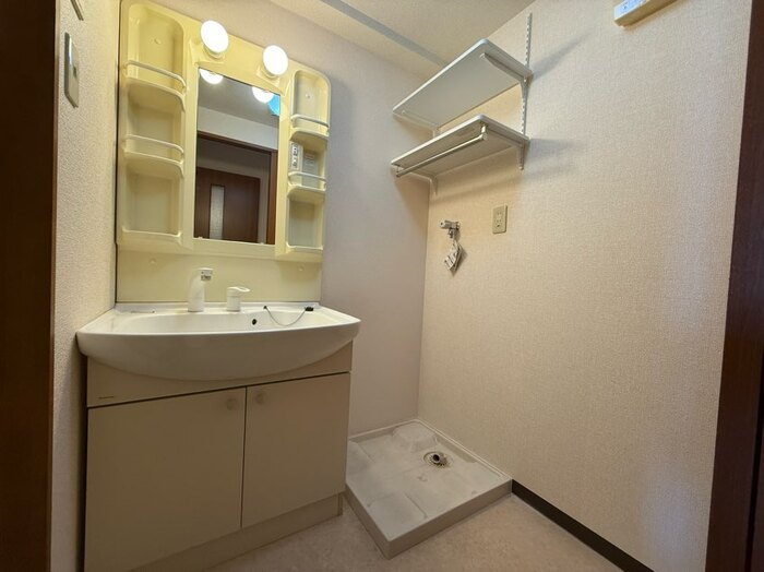 コンフォール空港通りの洗面所