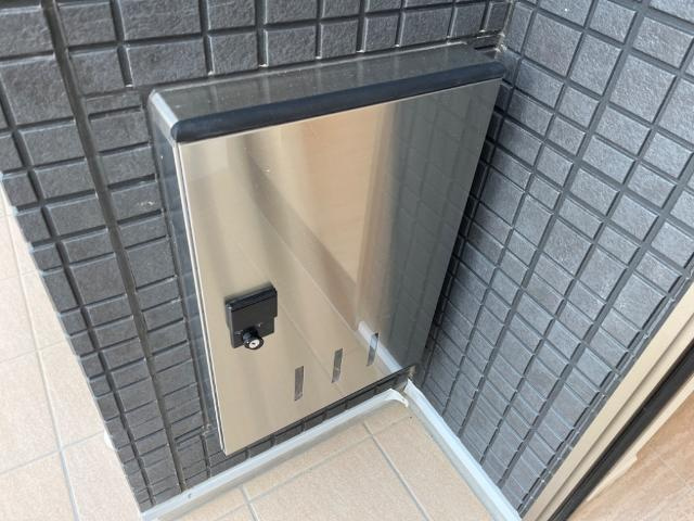 仮）香椎駅東２丁目新築アパートのその他|宅配ボックス（イメージ）