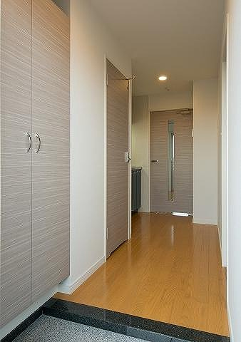 エンクレスト薬院Ⅲの玄関|シンプルで使いやすい玄関です