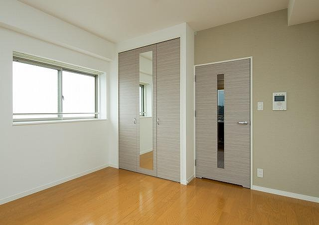 エンクレスト薬院Ⅲの居間・リビング|ゆったりとしたリビングです