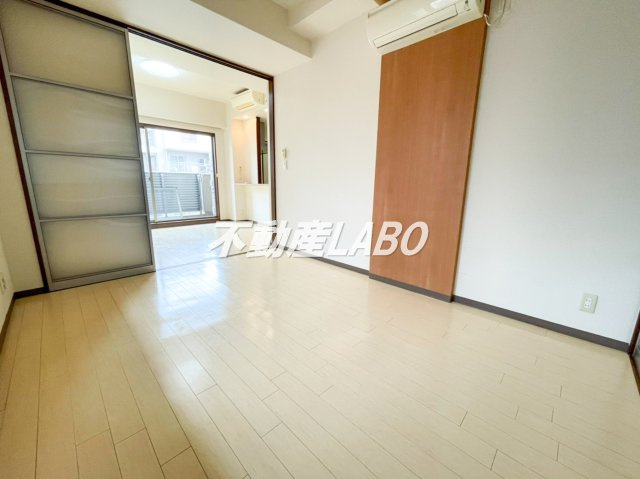 CITY SPIRE桜川Ⅰの洋室