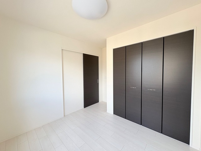 Ivy Field Ⅰ (アイヴィー フィールド ワン)の内装|洋室4.8帖