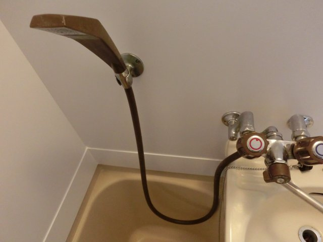 コンパクトで使いやすいお風呂です