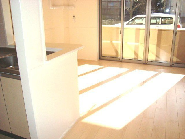 グリーンフィールドの居間・リビング