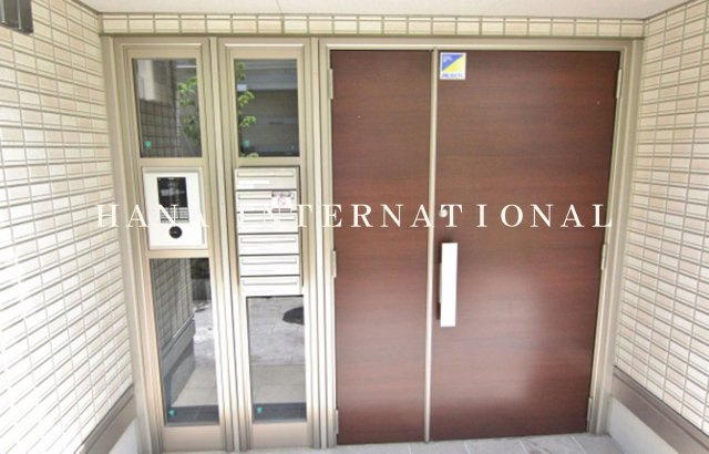レクエルド広尾のエントランス|オートロック付きエントランス(^^)/