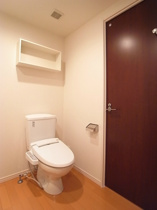 シンプルで使いやすいトイレです