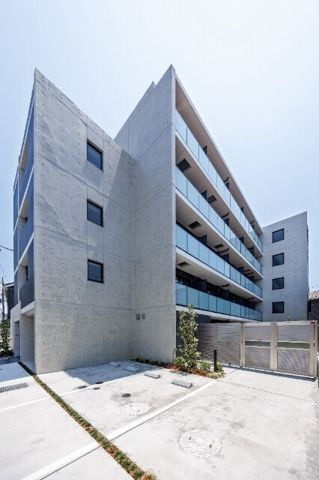 ドゥーエ梅屋敷の外観