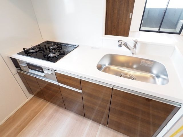 ドゥーエ梅屋敷のキッチン