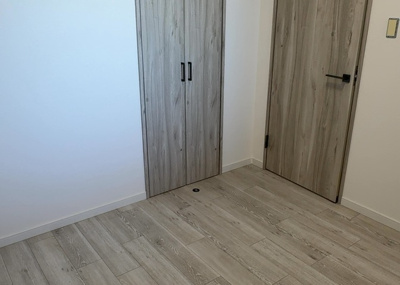 【子供部屋】 | 小田急コアロード相模原Ⅱ | 子供が何人でも年齢によっては、受験時にしっかり壁のある個室があった方が良い場合もあります。難しい問題ですが、兄弟の人数や、性別や年齢差によって状況が異なりますので、数年後のこともしっかり考えましょう。