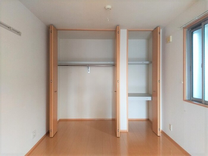 サンハイム己斐中Ⅱの収納