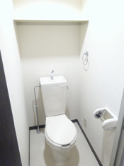 落ち着いたトイレです