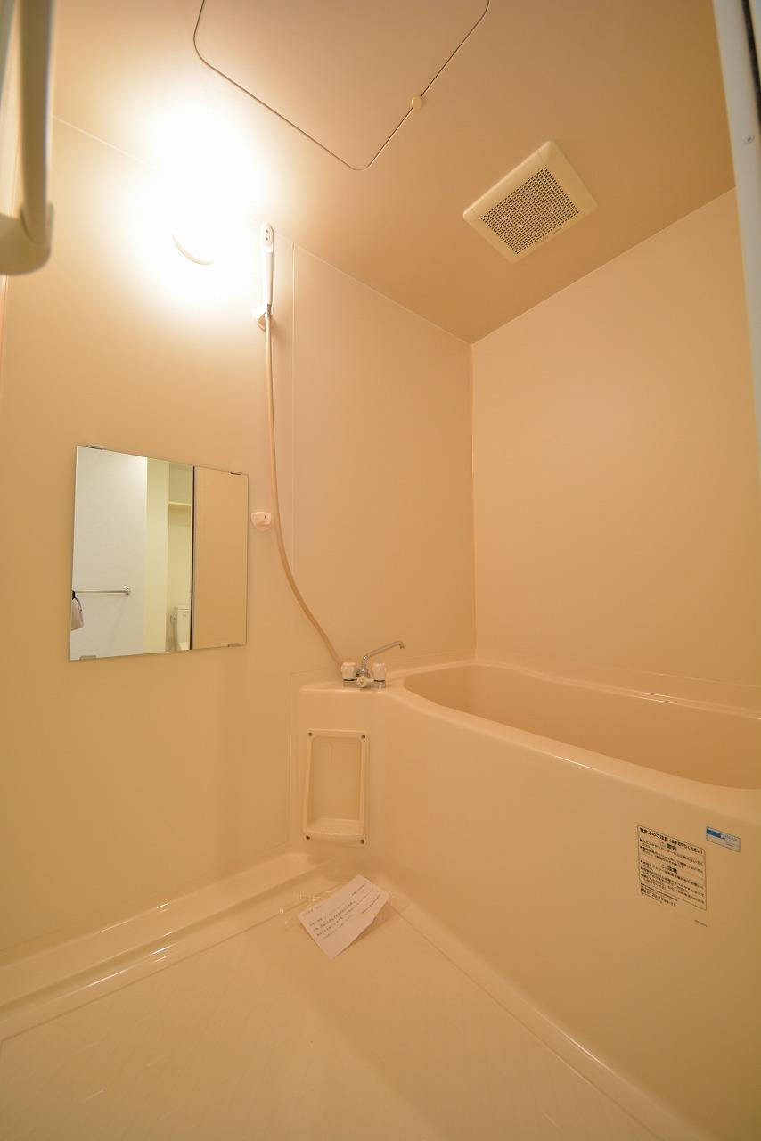 メゾン・ド・ヴィレ大阪城公園前の浴室|メゾン・ド・ヴィレ大阪城公園前　バスルーム