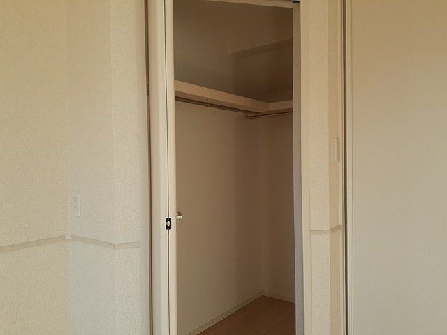 アンドロイ　アンソレイユ　Ｂの収納