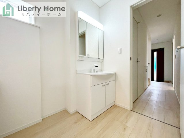 ひたちなか市平磯遠原町第2　新築戸建　1号棟のキッチン|(1号棟)同仕様・同形状写真