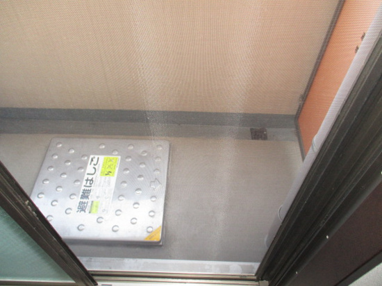 新宿区西落合１丁目の賃貸マンションのバルコニー