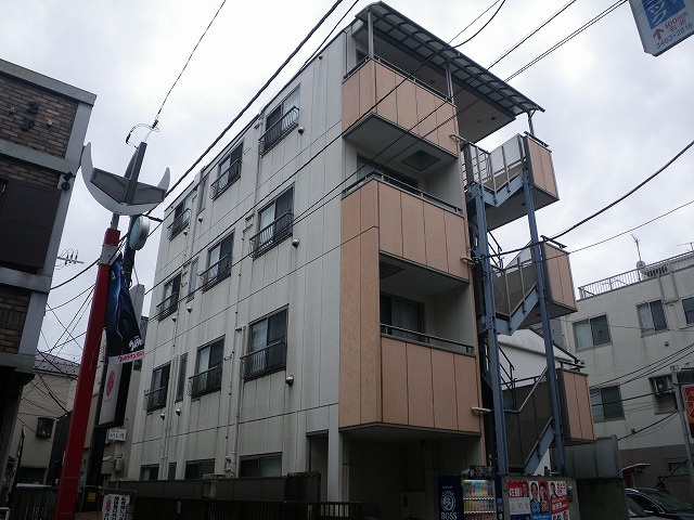 外観は落ち着いています