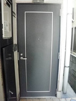 明るい玄関です