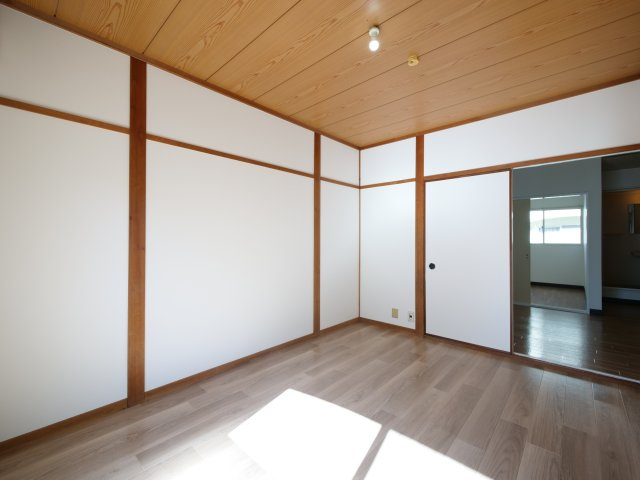 ＣＩＴＹオークラＥの洋室