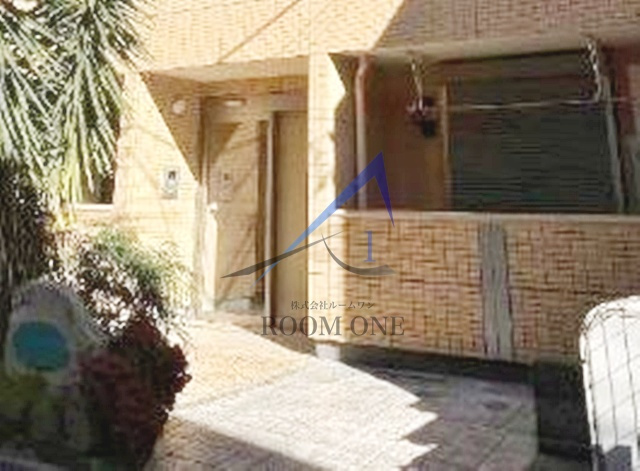 クレッセントコートのエントランス|エントランスです。