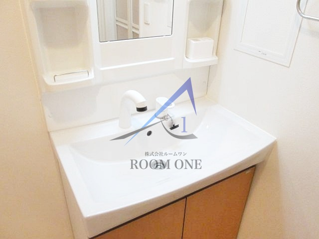 クレッセントコートの洗面所|洗面台です。