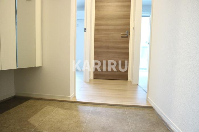 Clashist中宮Northの玄関