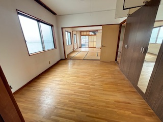 【洋室】 | 大竹市新町１丁目（大竹駅徒歩3分）【店舗付住宅】