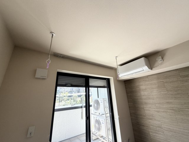 ＧＲＥＥＮ　ＣＲＥＳＴ　グリーンクレストの内装|★防犯シャッター★室内物干しフック★