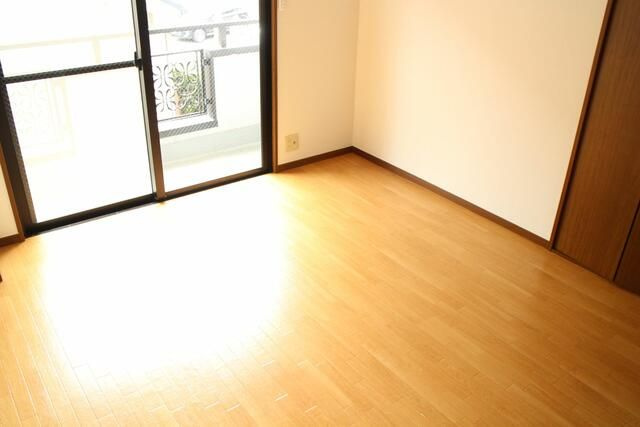 オークヒルズ原の寝室