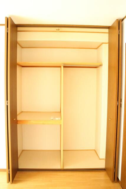 オークヒルズ原の収納