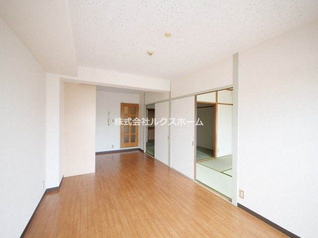 シャトーモンシェールの居間・リビング