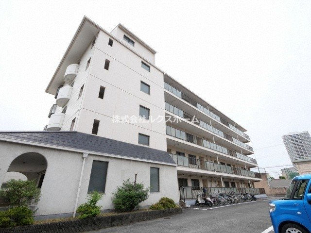 シャトーモンシェールの外観