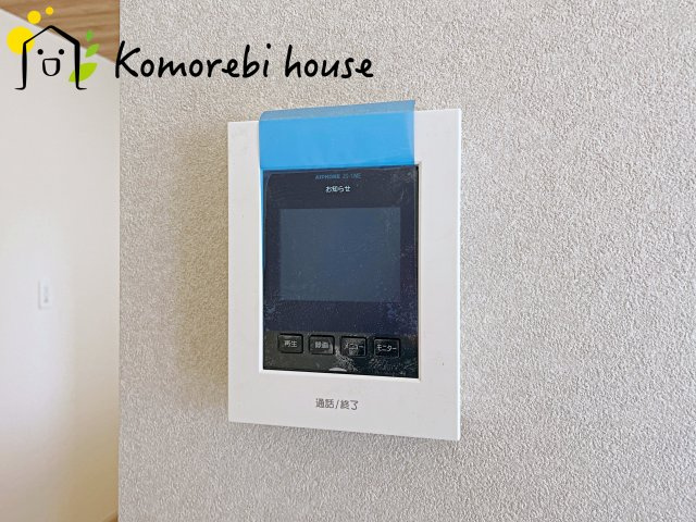 蓮田市西城1丁目　新築一戸建て　ブルーミングガーデン　01の防犯設備|来客時も画面で確認できる安心のTVモニターフォン。録画機能も付いているの安心。忙しい毎日をしっかりサポートします。