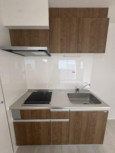 リーヴェル新小岩プレミオのキッチン