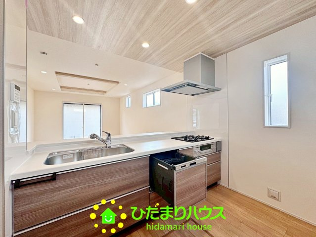 久喜市栗原１丁目　新築一戸建てのキッチン