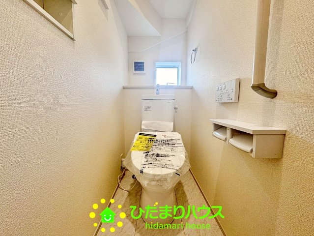 久喜市栗原１丁目　新築一戸建てのトイレ