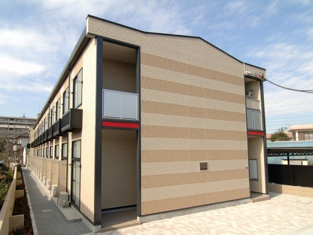 レオパレスクレールの外観|きれいな外観です