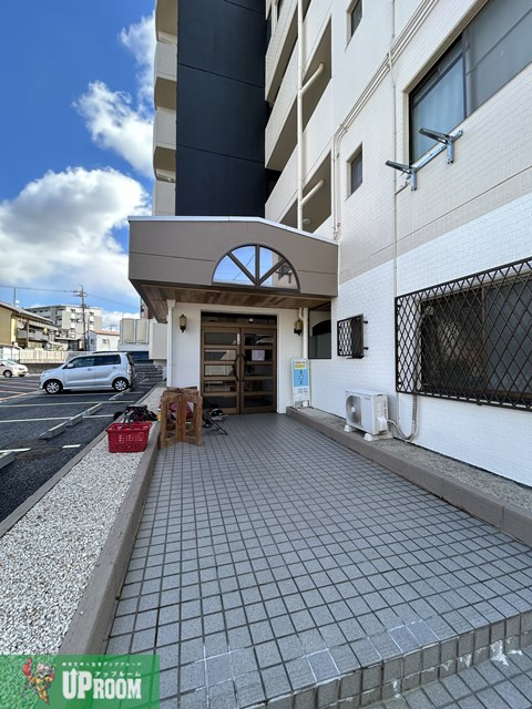 ウィンザーK&Yのエントランス