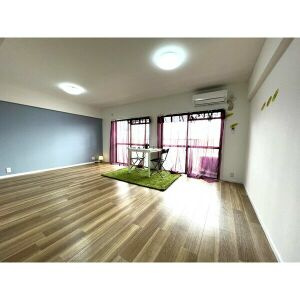 ウィンザーK&Yの居間・リビング