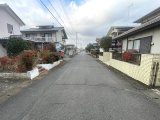 【前面道路含む現地写真】 | 真岡市高勢町4LDk中古住宅