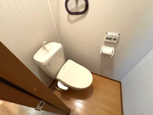 ディマンシュのトイレ