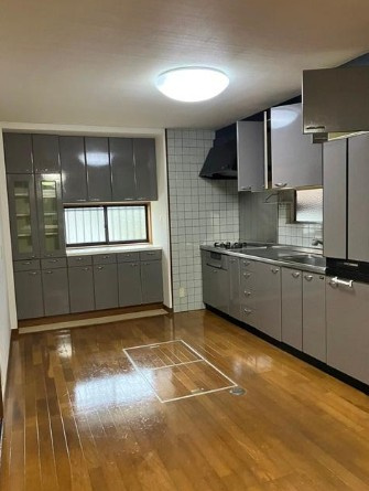 近江八幡市中小森町　中古戸建