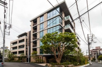 【外観】 | パークホームズ東中野 | 鉄筋コンクリート造のがっちりとした建物。