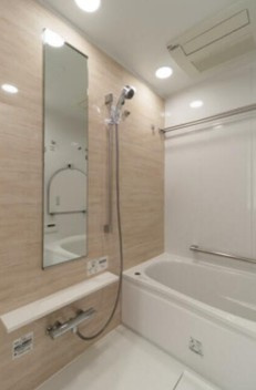 【浴室】 | パークホームズ東中野 | 追い焚き機能、浴室乾燥機付きバス。