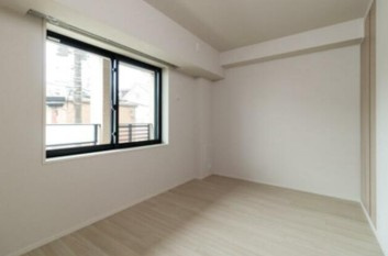 【寝室】 | パークホームズ東中野 | きれいなフローリング。