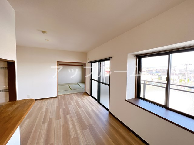 ヴェルナチュールの居間・リビング