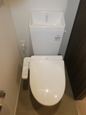 OLIVE GARDEN 府中のトイレ|※内装写真は同施工会社のサンプル画像です。
　参考程度でご覧ください。