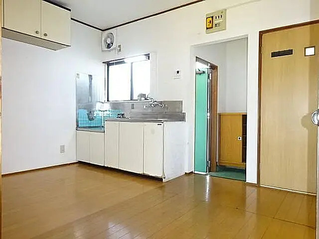 コーポナガサワの居間・リビング|居間です