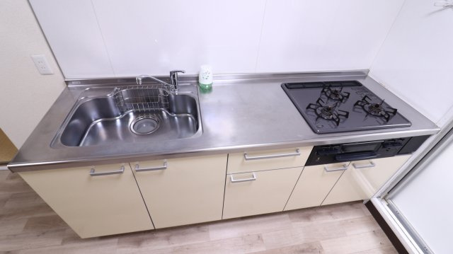 一ノ谷グリーンハイツH棟のキッチン