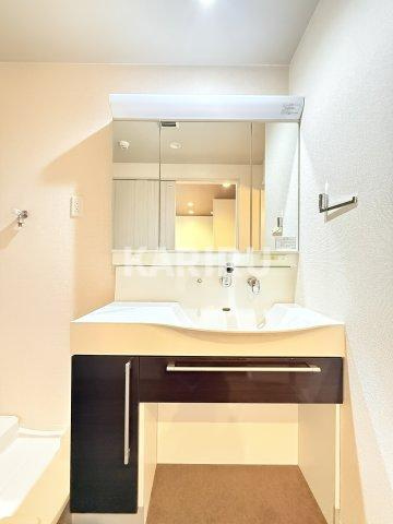 EL-Sia Umekitaの洗面所